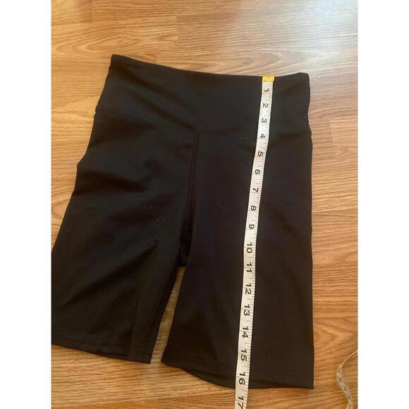 Biker Shorts Size Small - Picture 5 of 6
